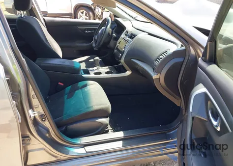 2015 Nissan Altima 2.5/2.5 S/2.5 Sl/2.5 Sv из США, поврежденный, VIN 1N4AL3AP3FN382051